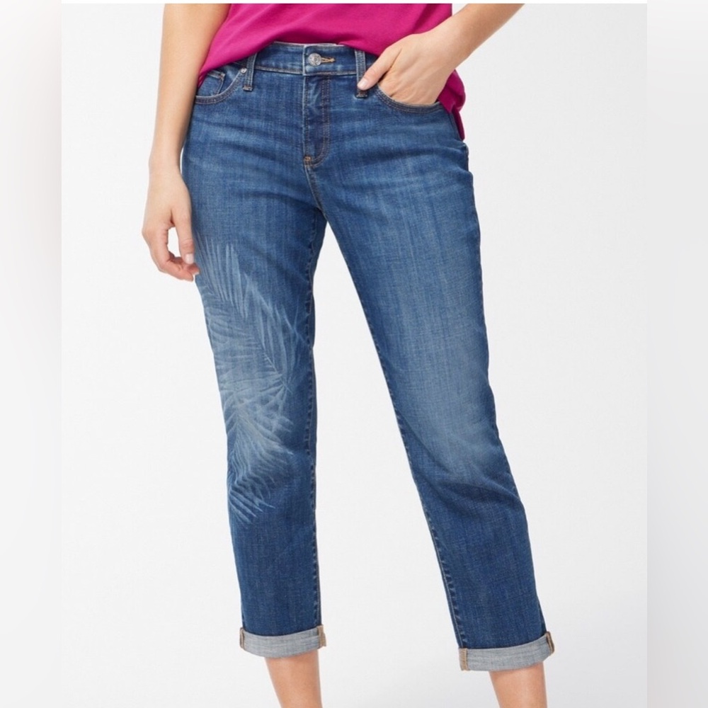 Chico’s Girlfriend Embellished Laser Palm Print Cropped Jeans Size 16R/Size 3